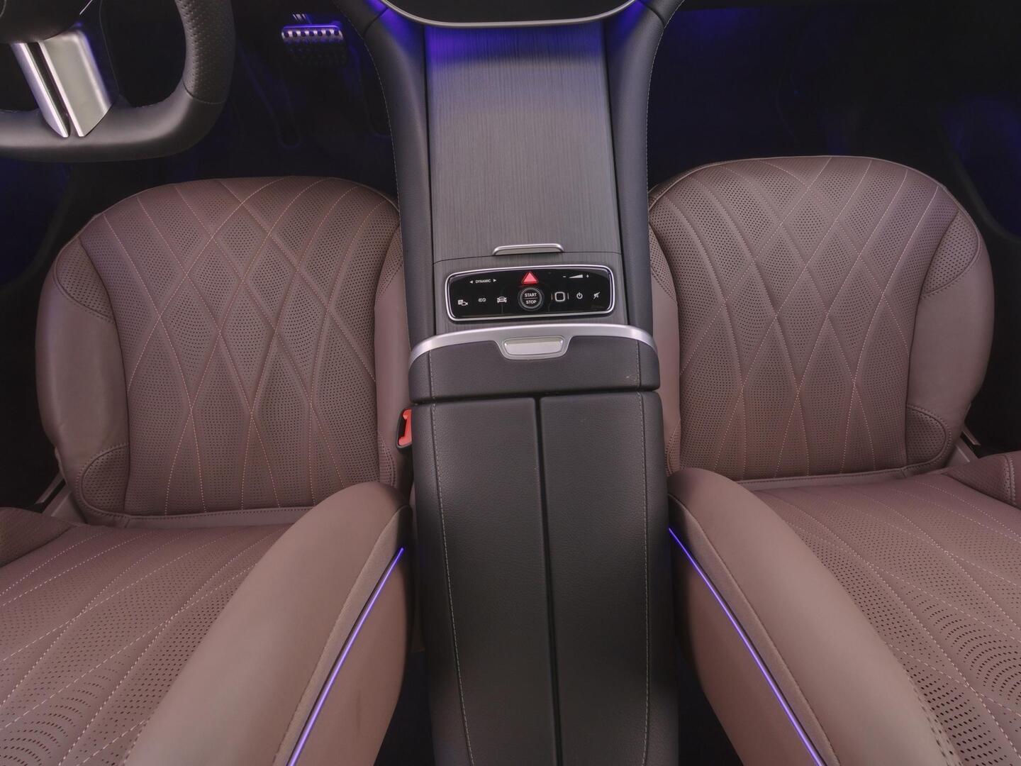 MERCEDES-BENZ EQE SUV 2024