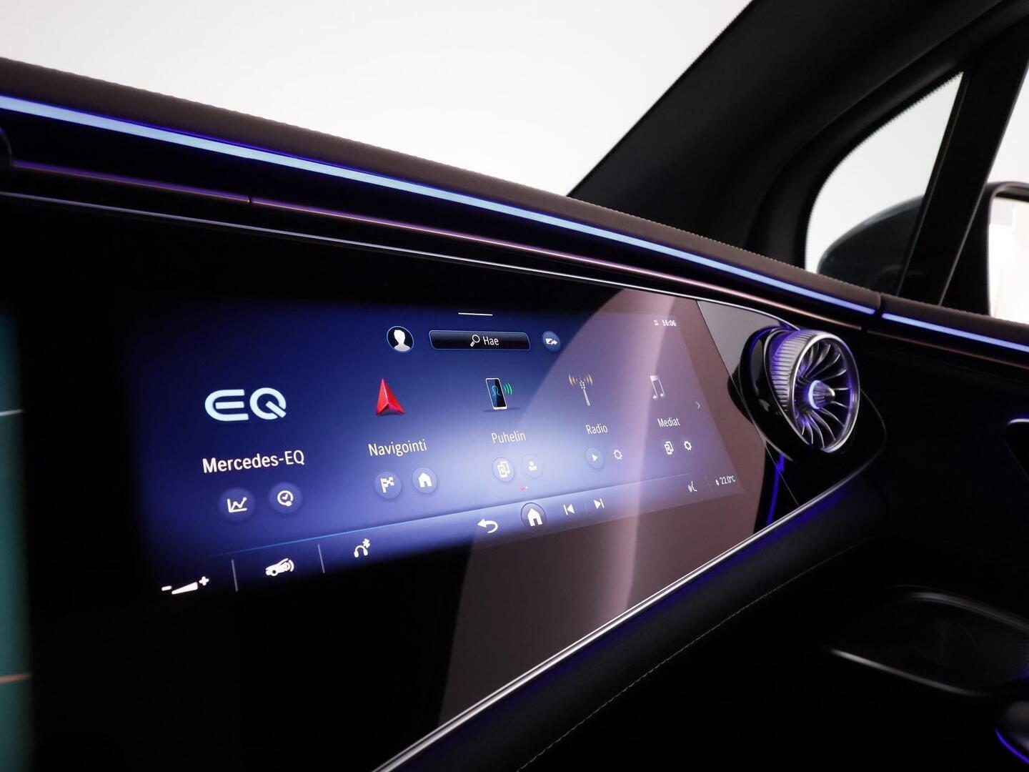 MERCEDES-BENZ EQE SUV 2024