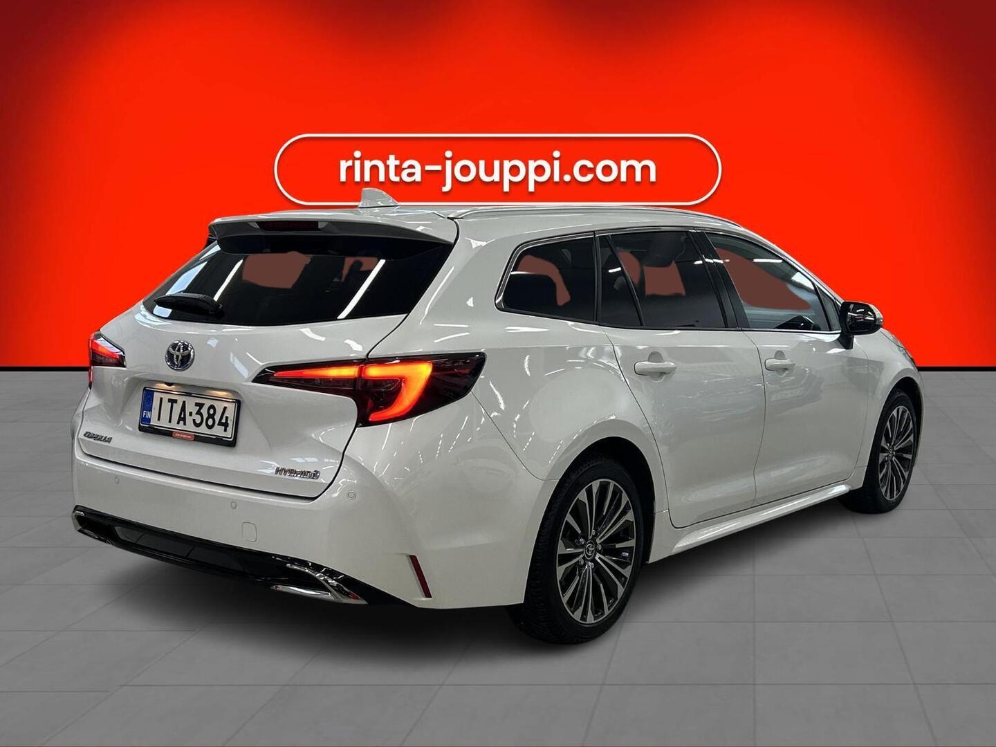 TOYOTA COROLLA 2024