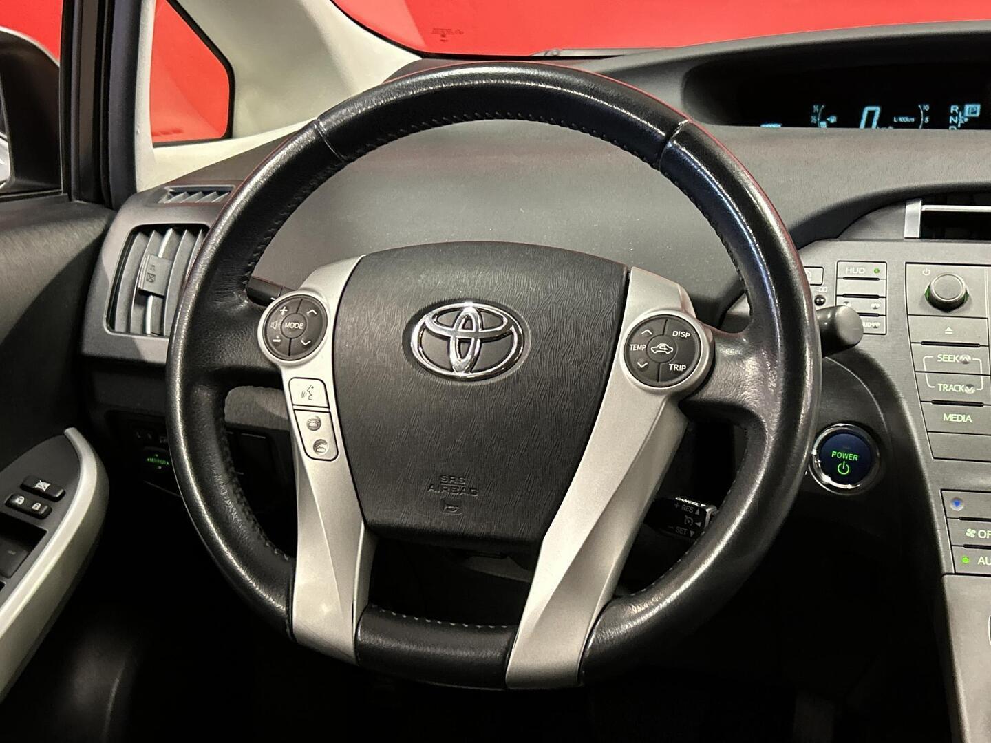 TOYOTA Prius 2013