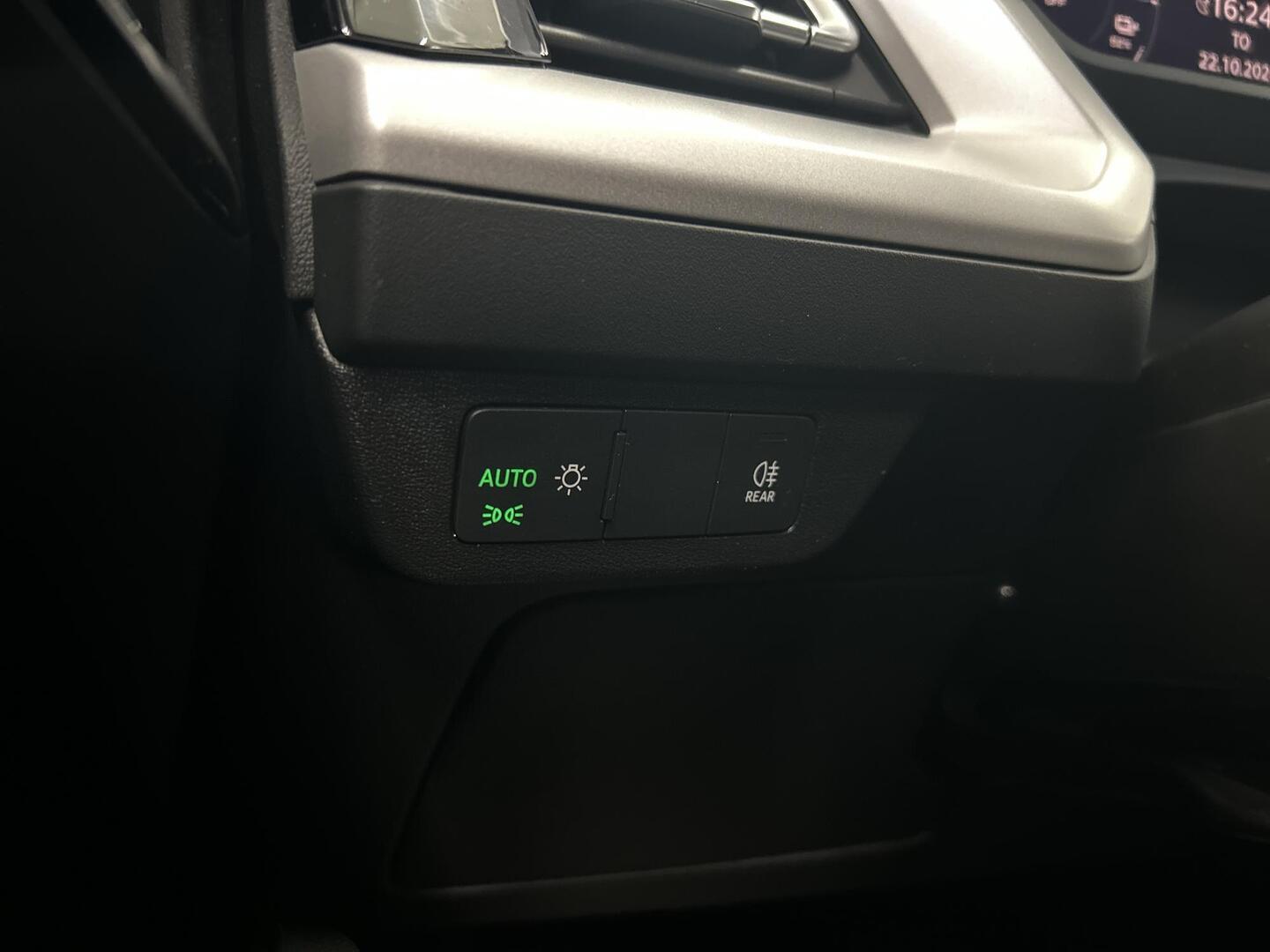 AUDI Q4 e-tron 2024