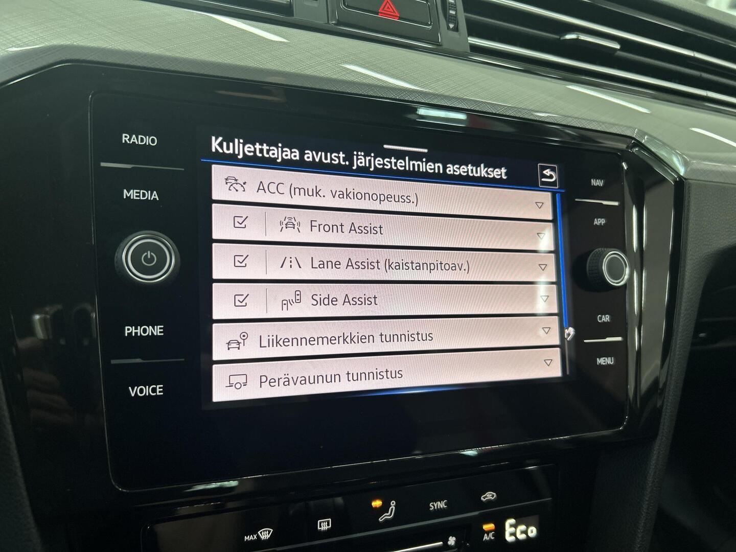 VOLKSWAGEN Passat 2021