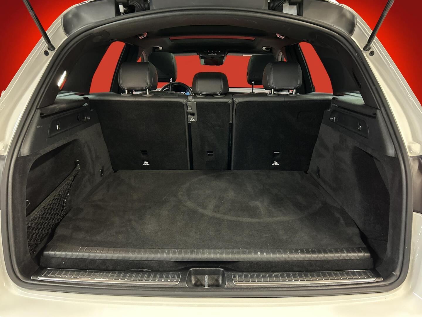 MERCEDES-BENZ GLC 2021