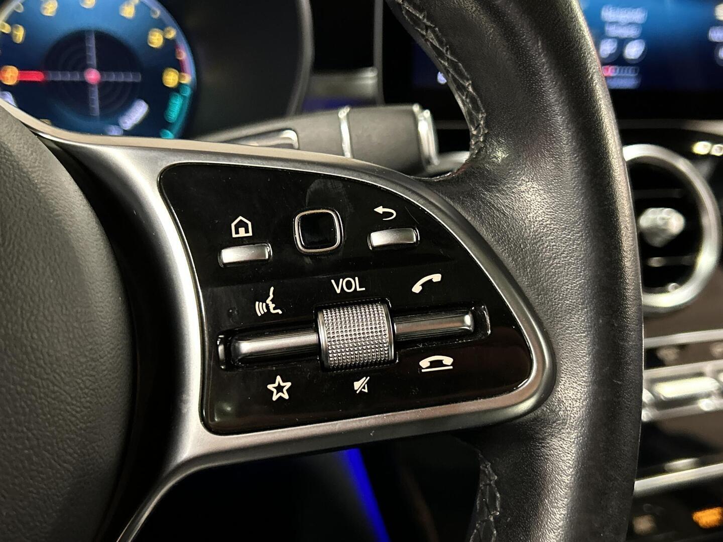 MERCEDES-BENZ GLC 2021