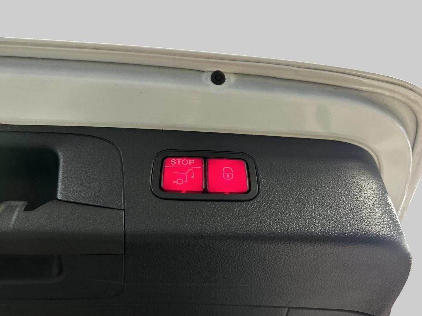 MERCEDES-BENZ GLC 2021