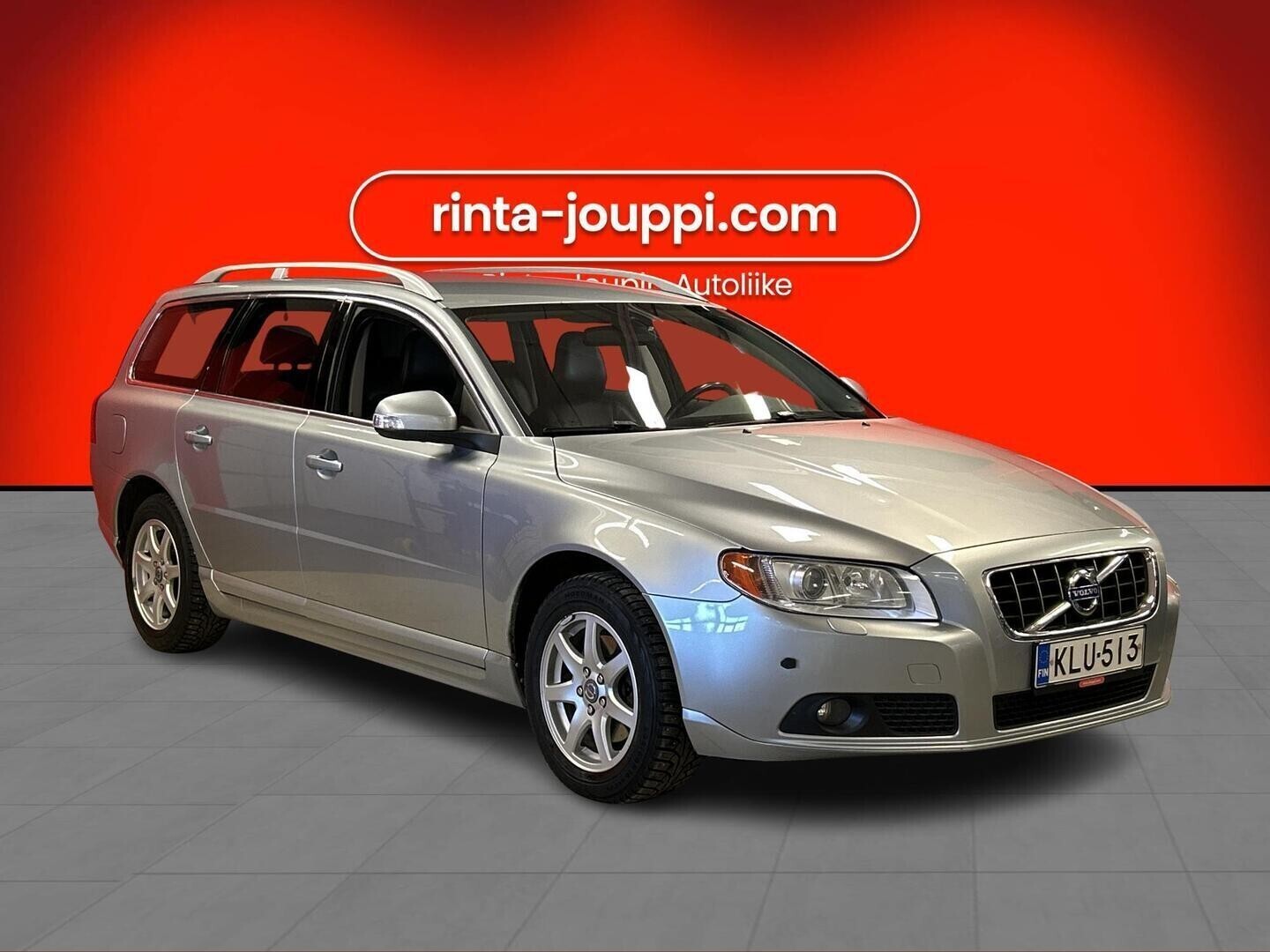 VOLVO V70 2010