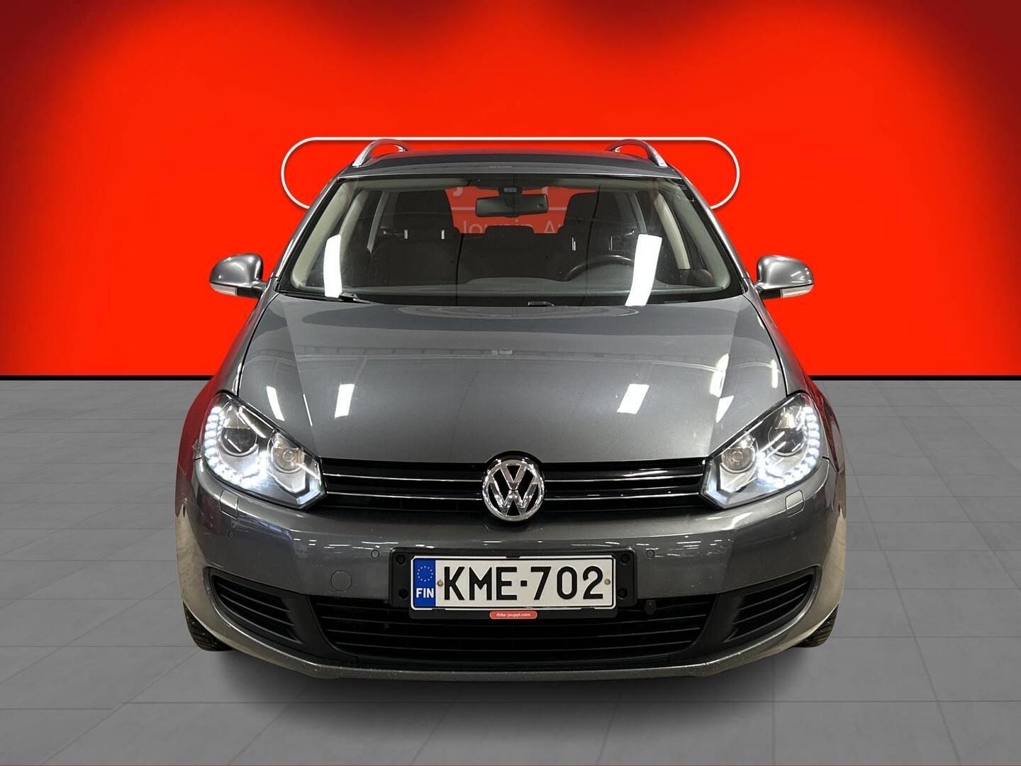 VOLKSWAGEN Golf 2013