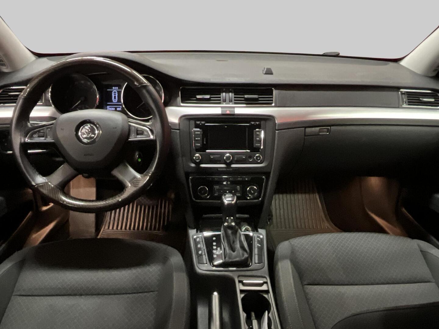 SKODA Superb 2015