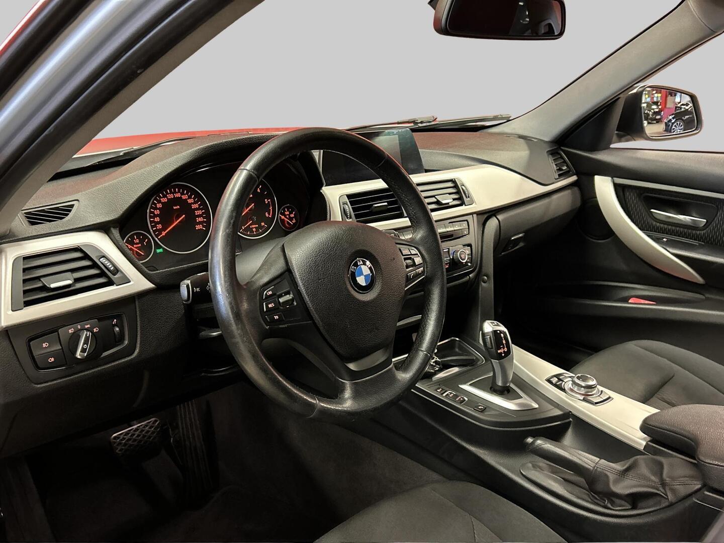 BMW 320 2014
