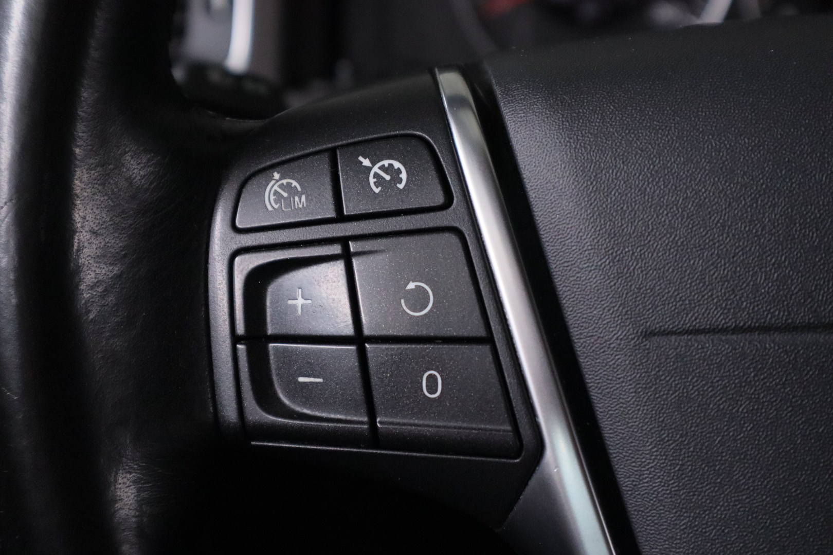 VOLVO V60 2012