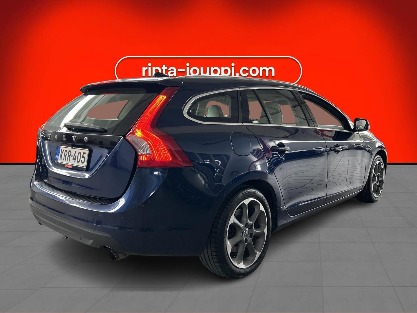 VOLVO V60 2012