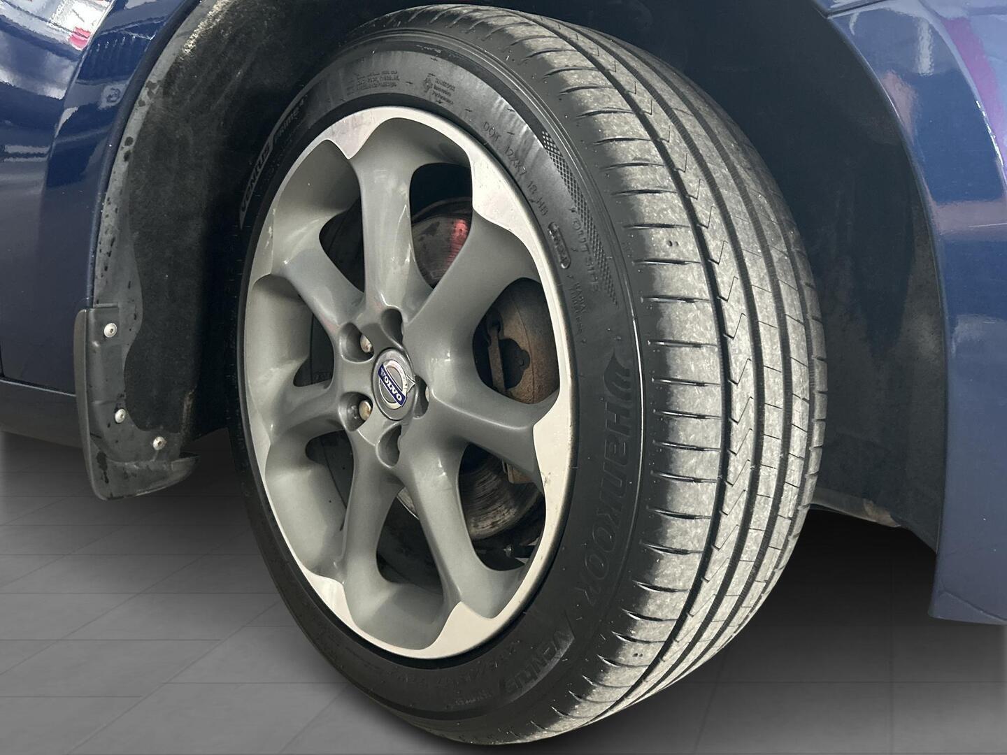 VOLVO V60 2012