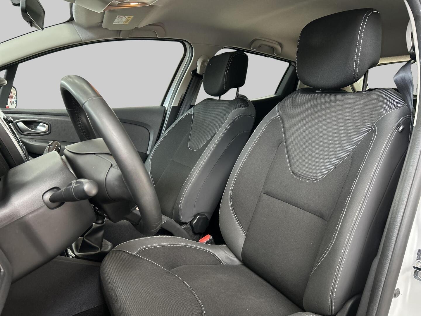 RENAULT Clio 2017