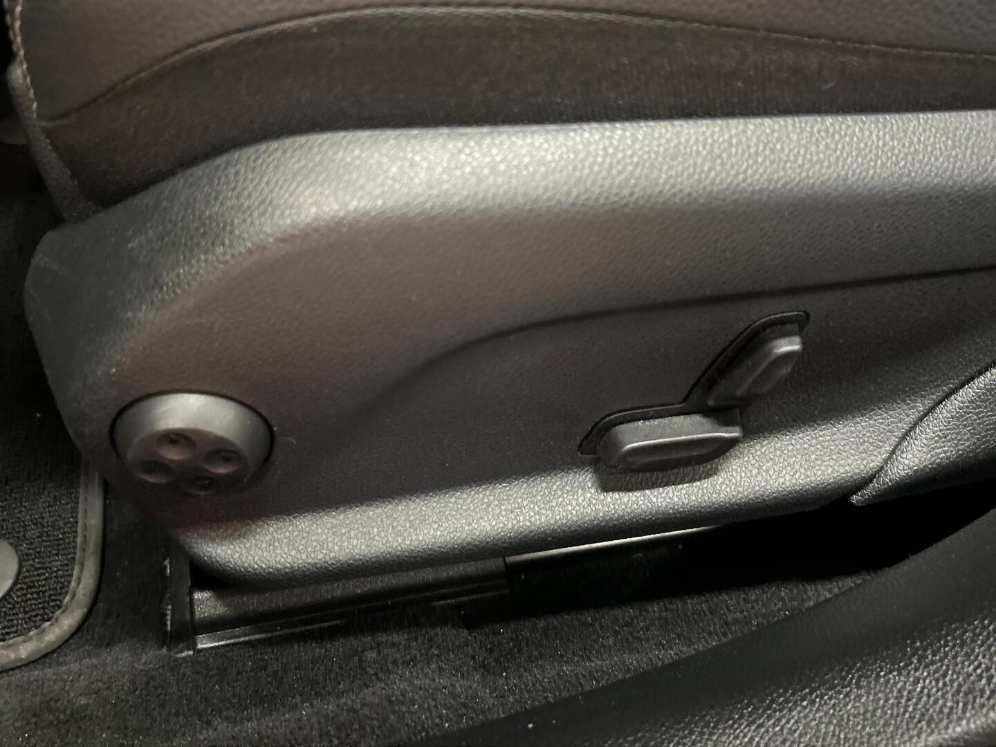 MERCEDES-BENZ C 2019