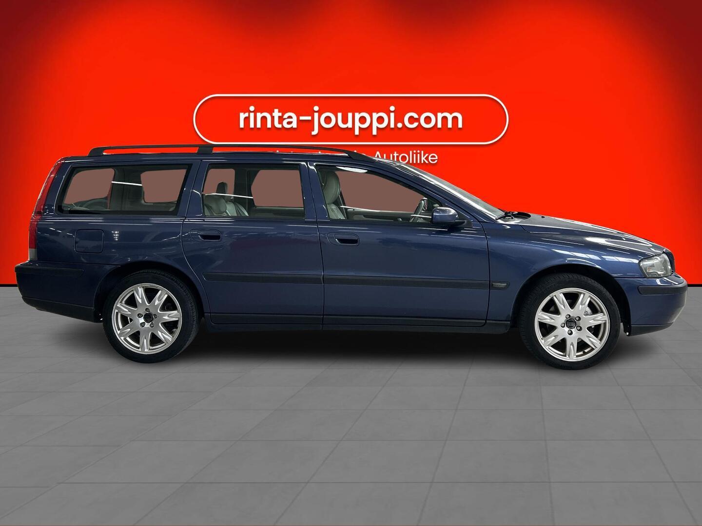 VOLVO V70 2003