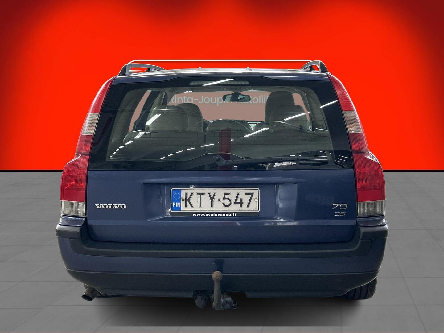 VOLVO V70 2003