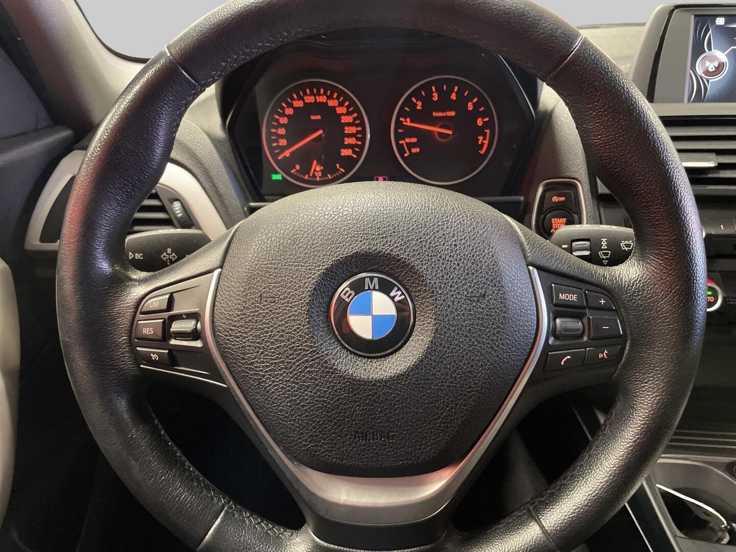 BMW 116 2015