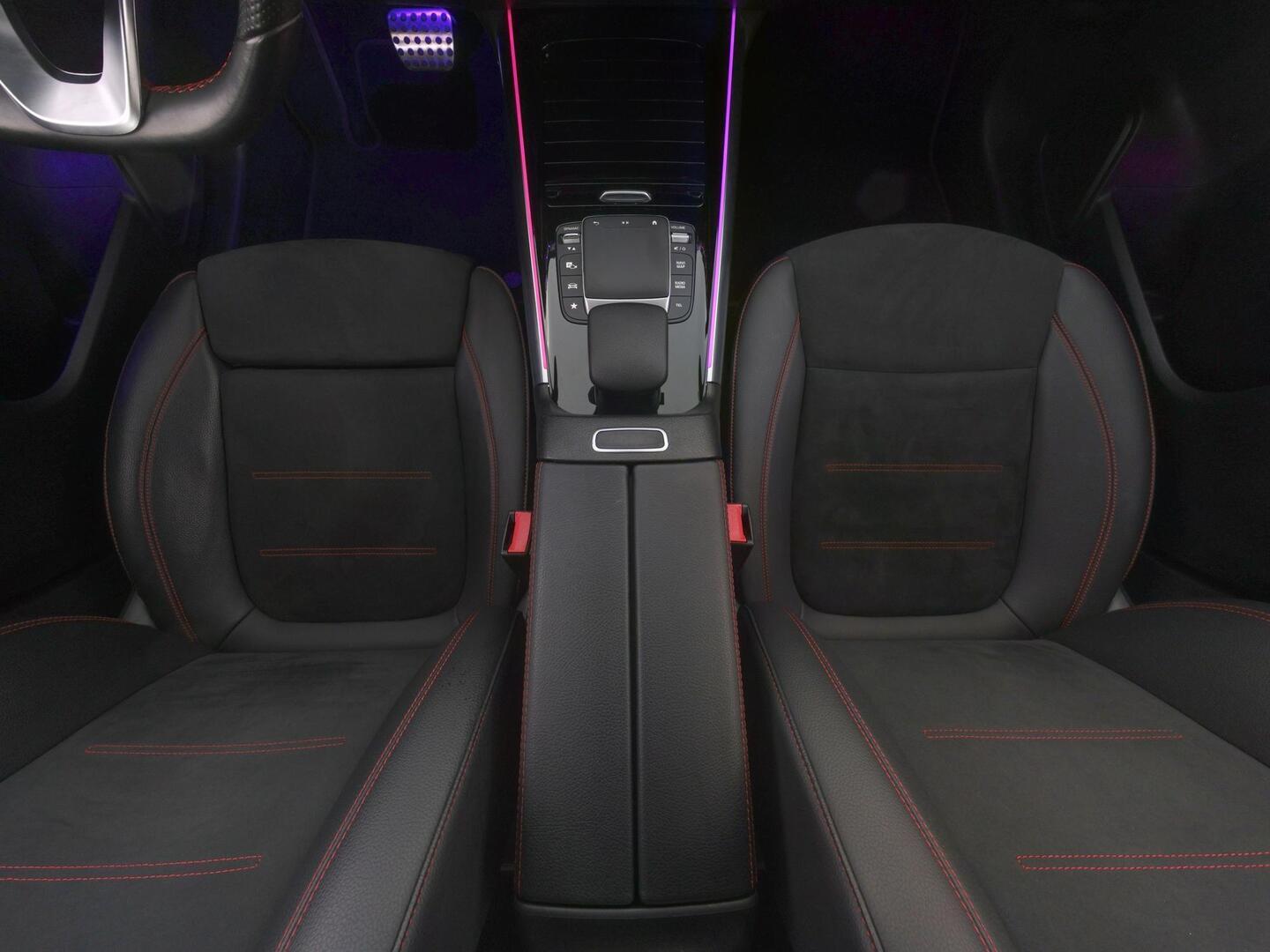 MERCEDES-BENZ EQA 2022