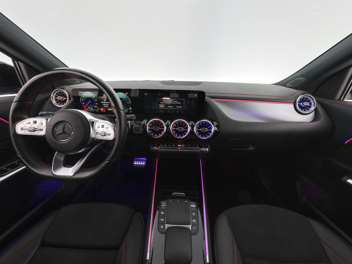MERCEDES-BENZ EQA 2022