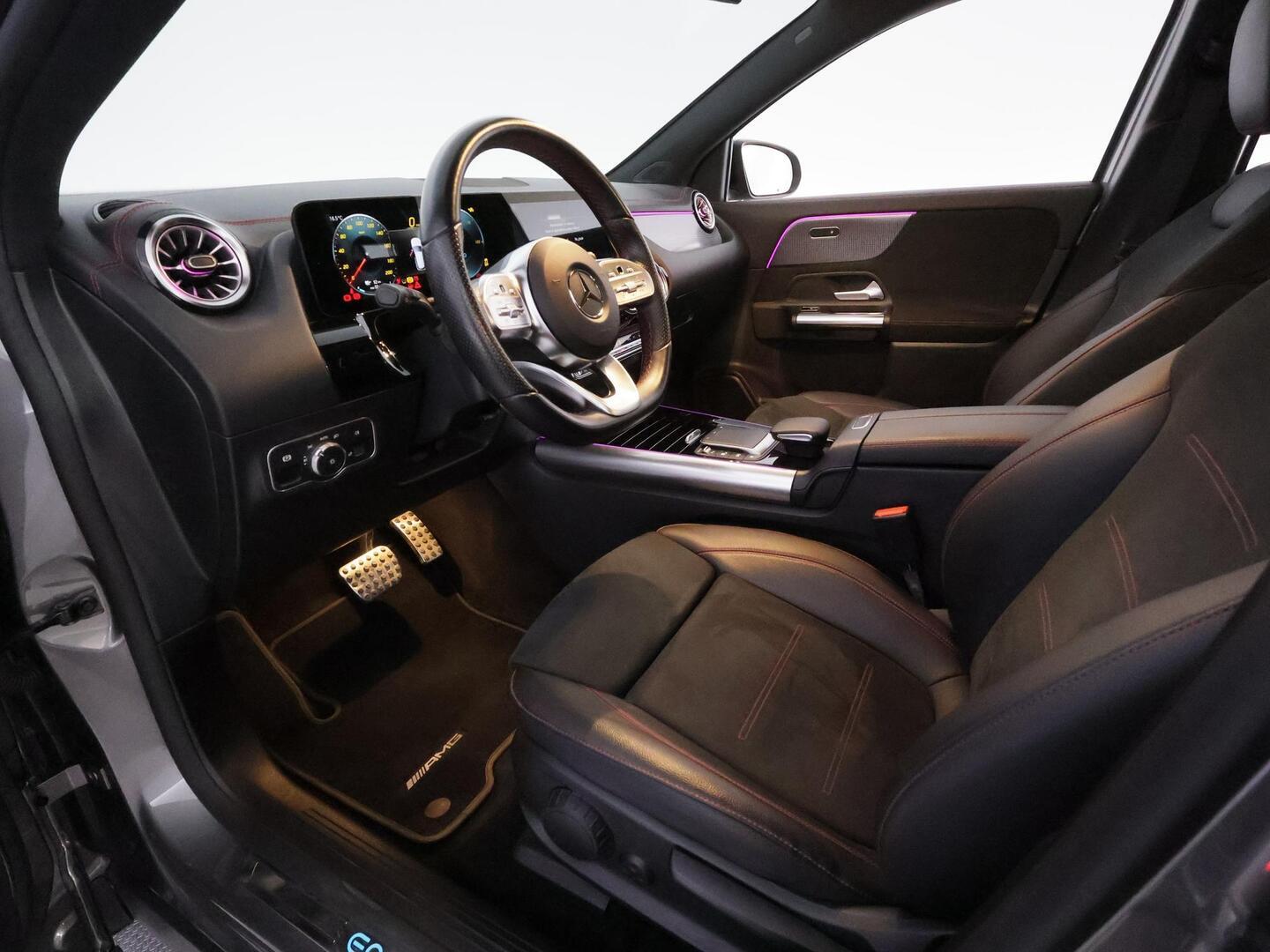 MERCEDES-BENZ EQA 2022