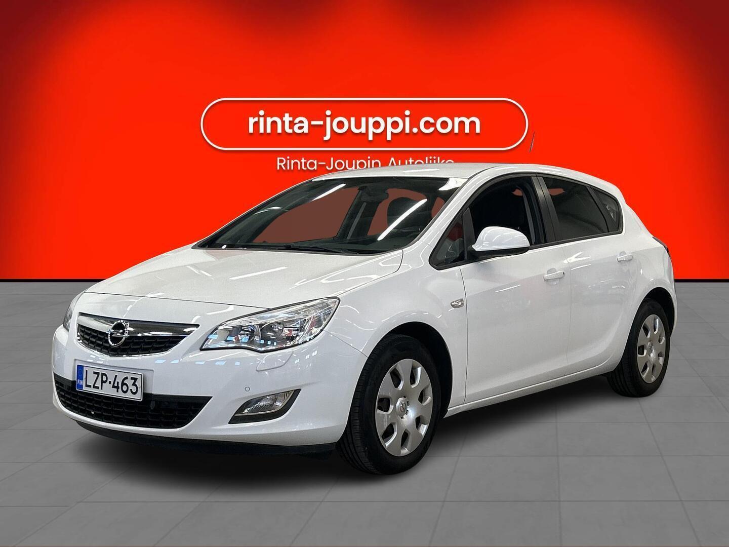 OPEL Astra 2012