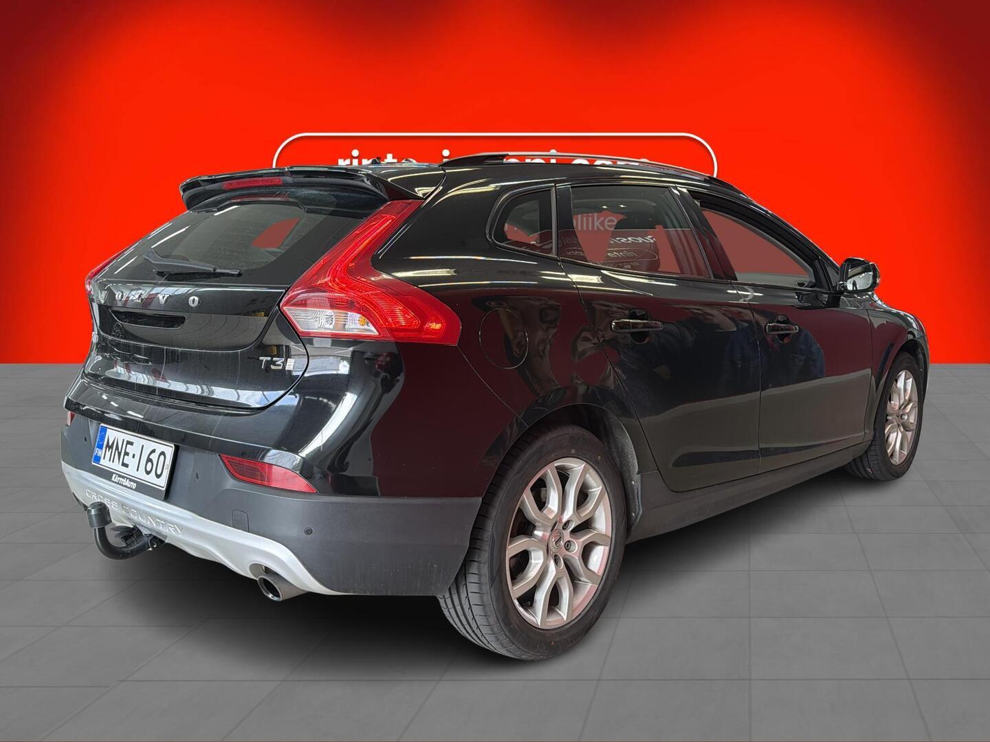 VOLVO V40 Cross Country 2018