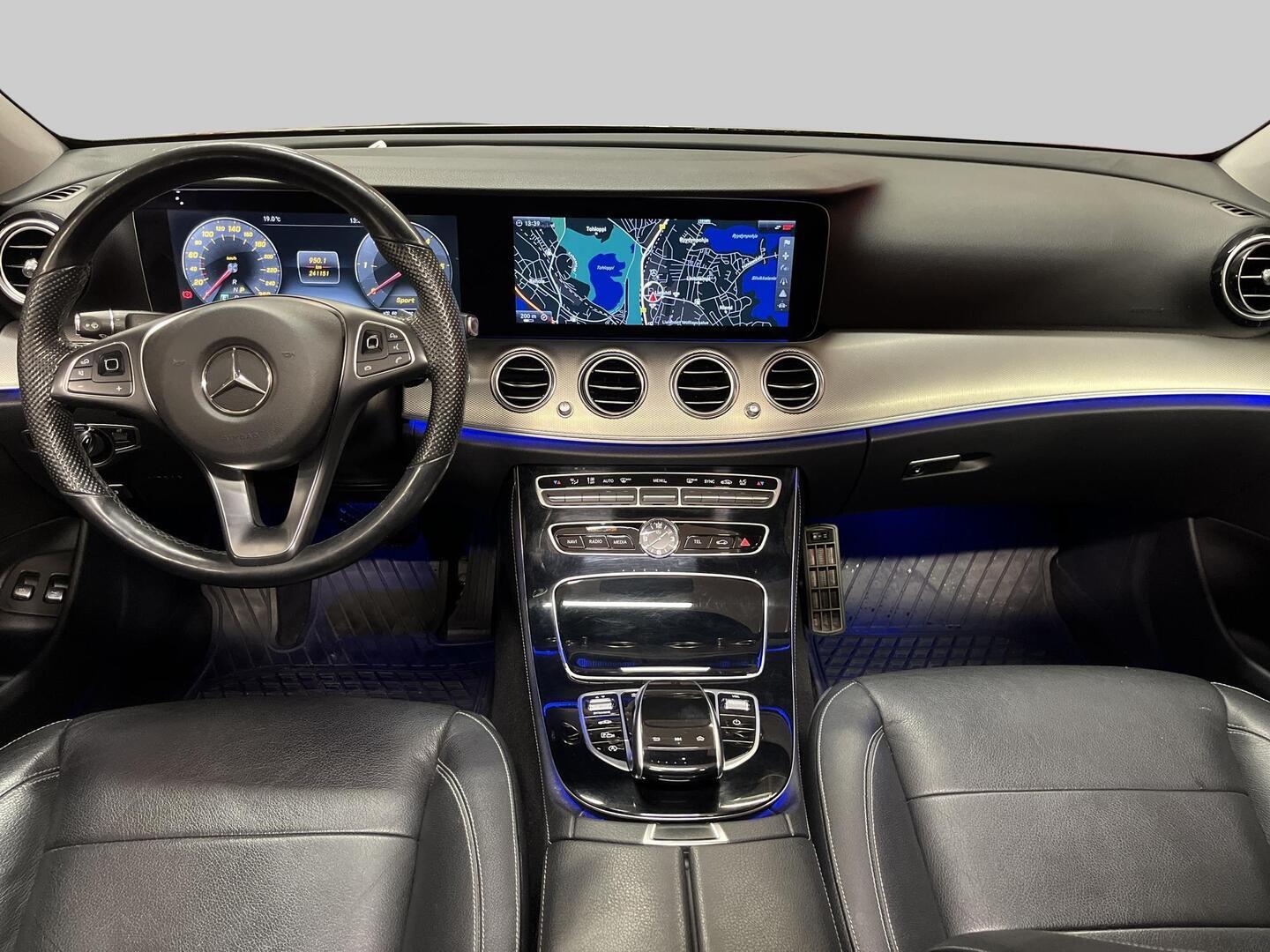 MERCEDES-BENZ E 2017