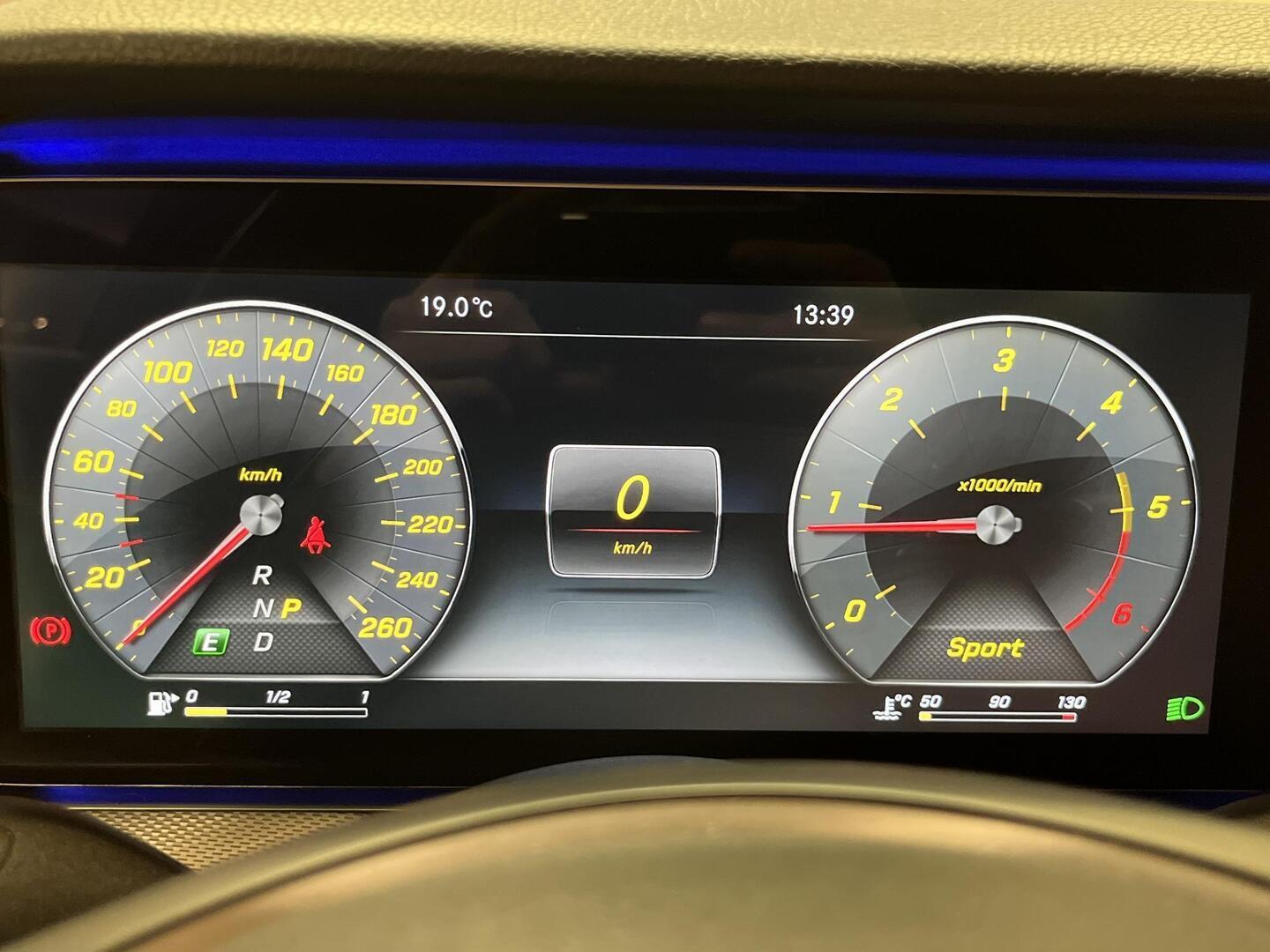 MERCEDES-BENZ E 2017