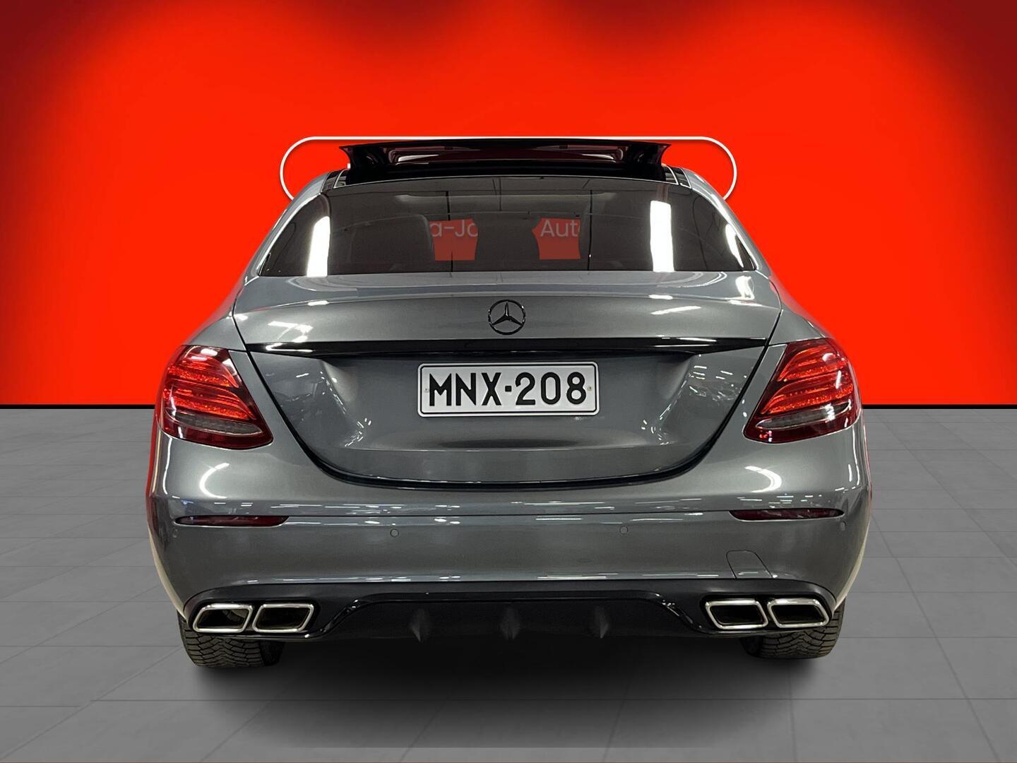 MERCEDES-BENZ E 2017