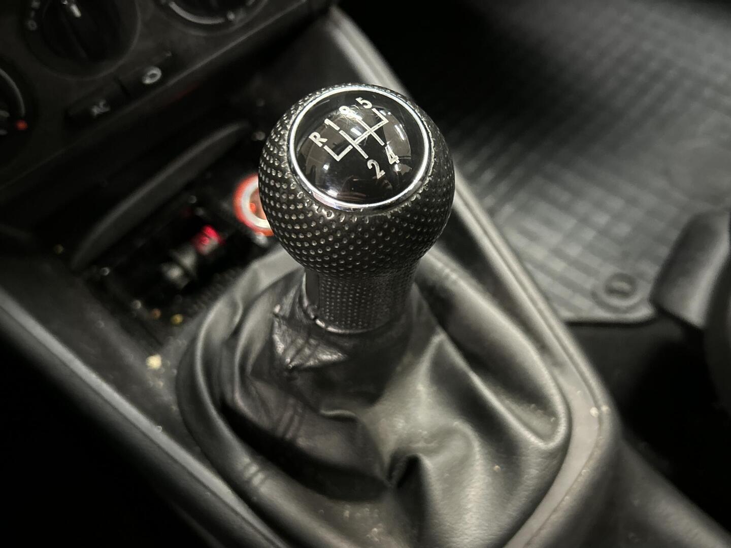 VOLKSWAGEN Golf Variant 2005