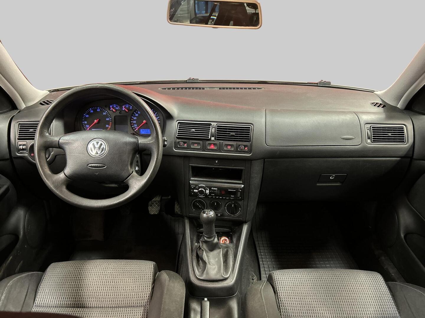 VOLKSWAGEN Golf Variant 2005