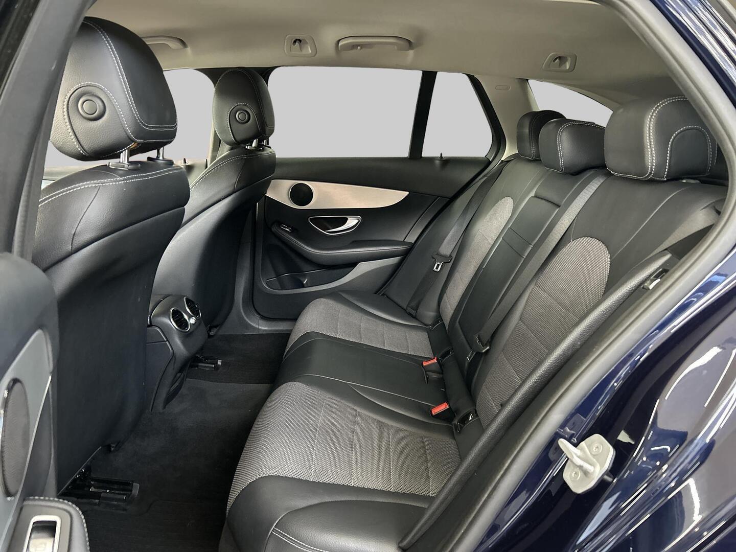 MERCEDES-BENZ C 2016