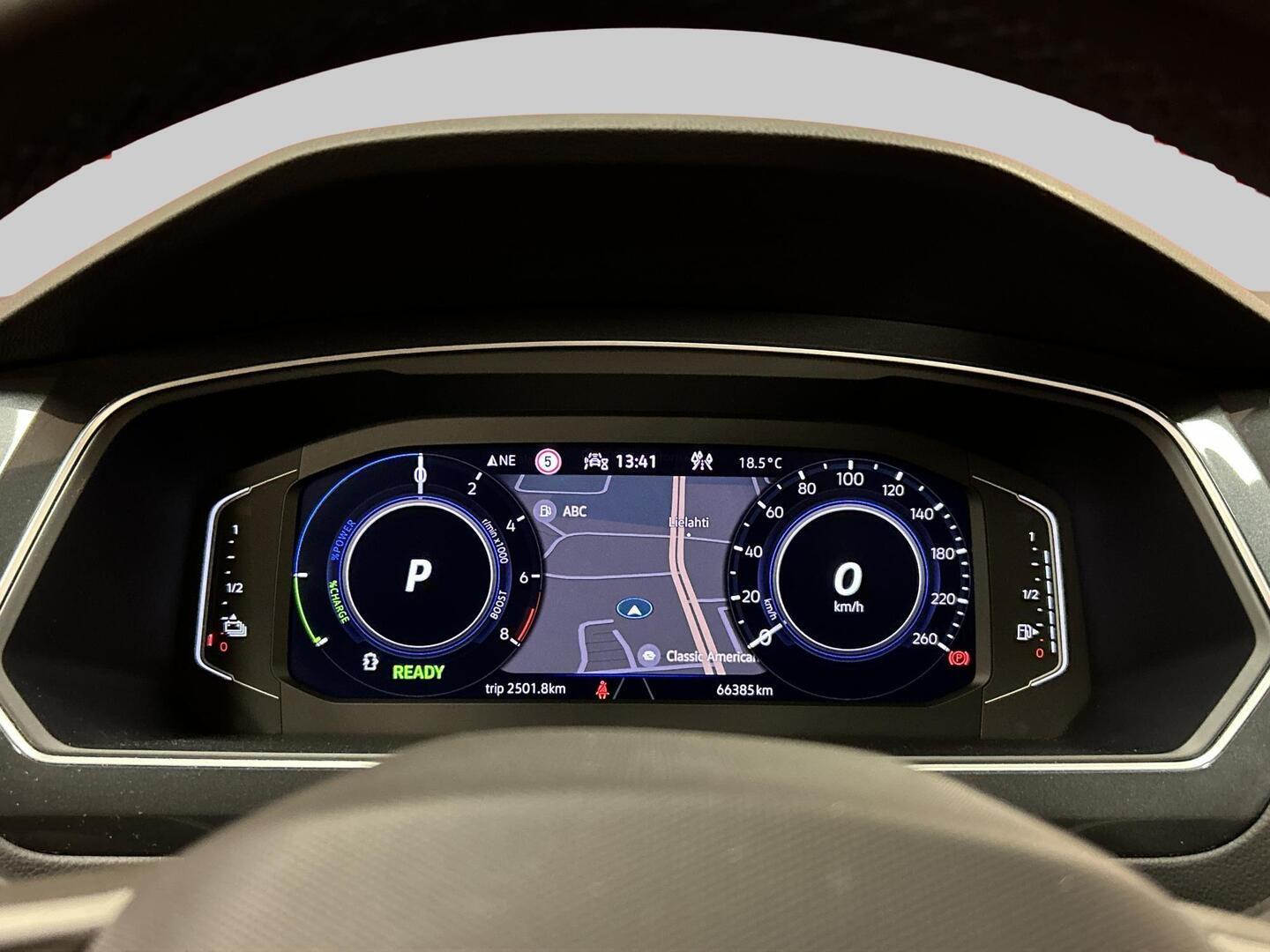 VOLKSWAGEN Tiguan 2021