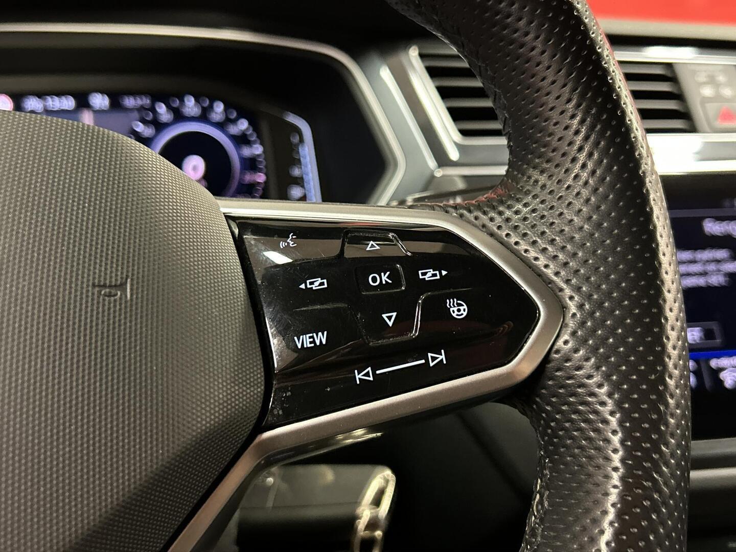 VOLKSWAGEN Tiguan 2021