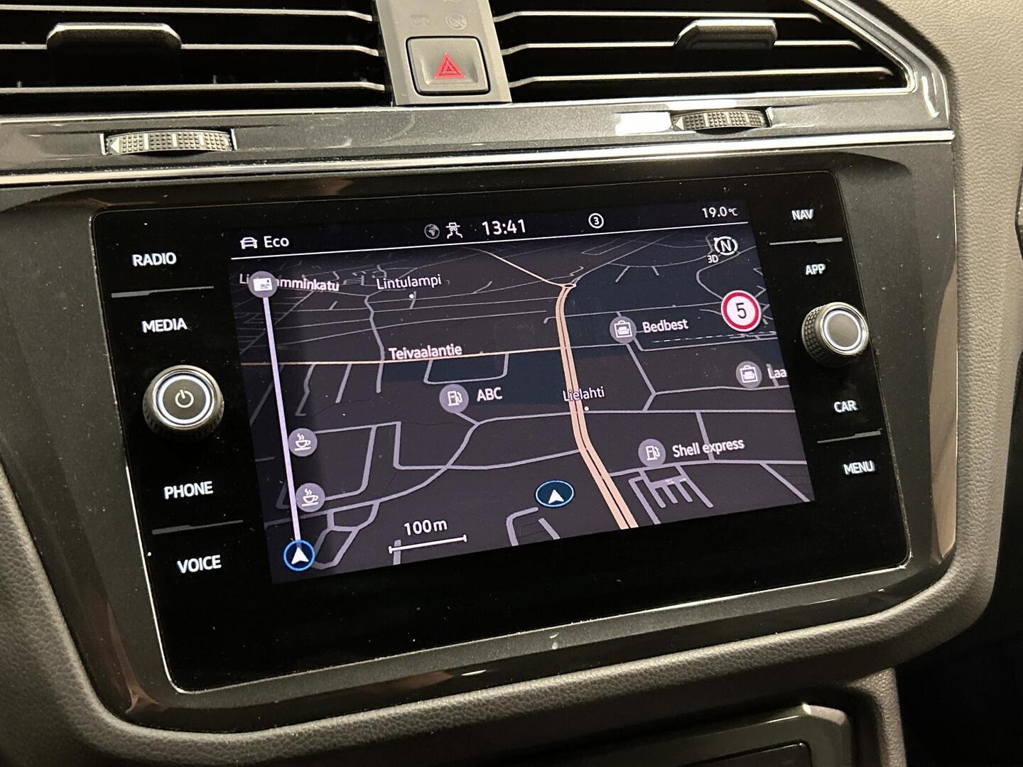 VOLKSWAGEN Tiguan 2021