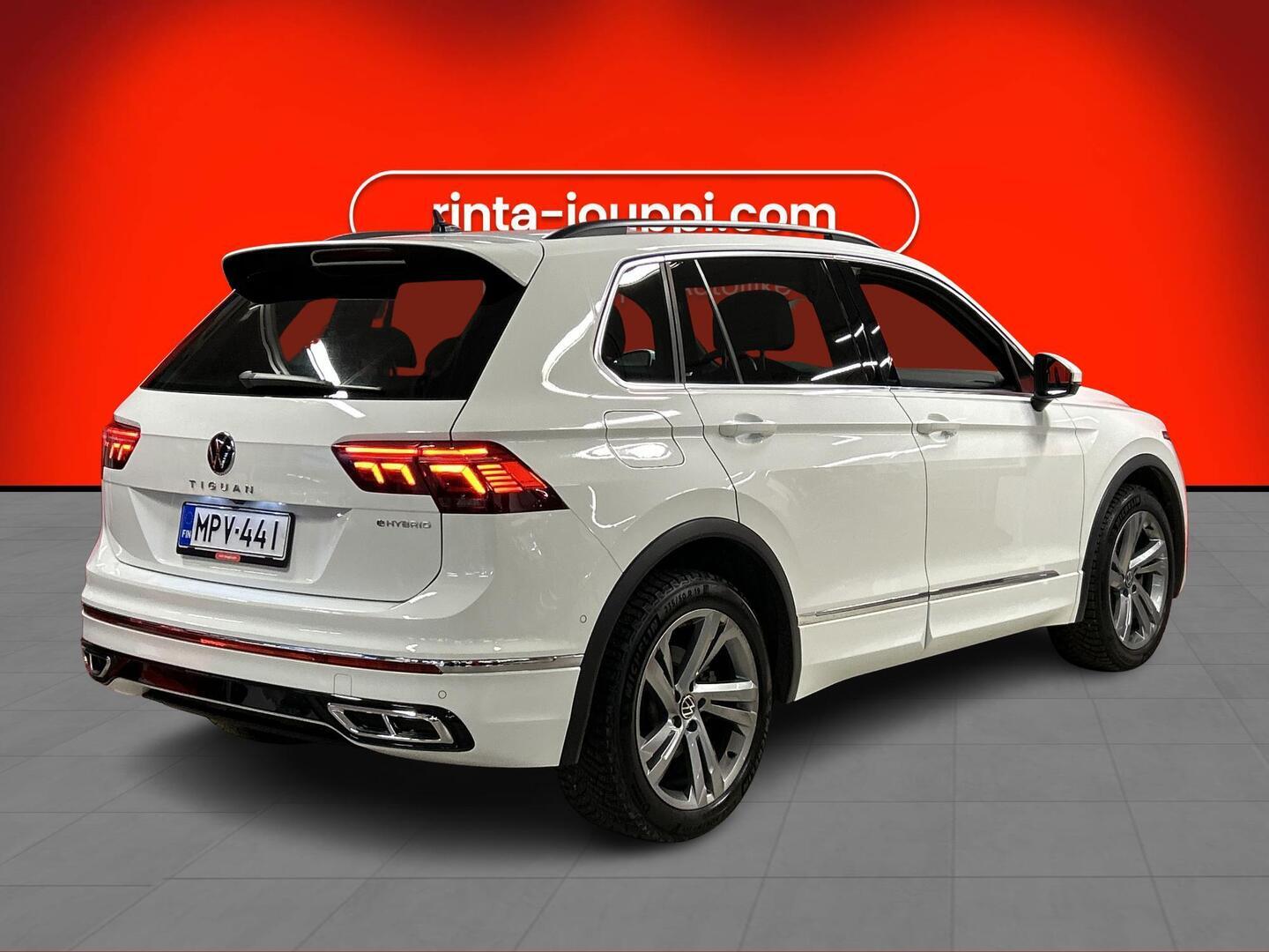 VOLKSWAGEN Tiguan 2021