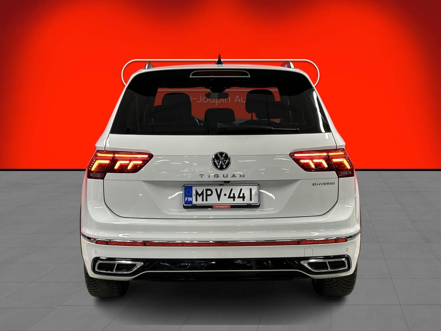 VOLKSWAGEN Tiguan 2021