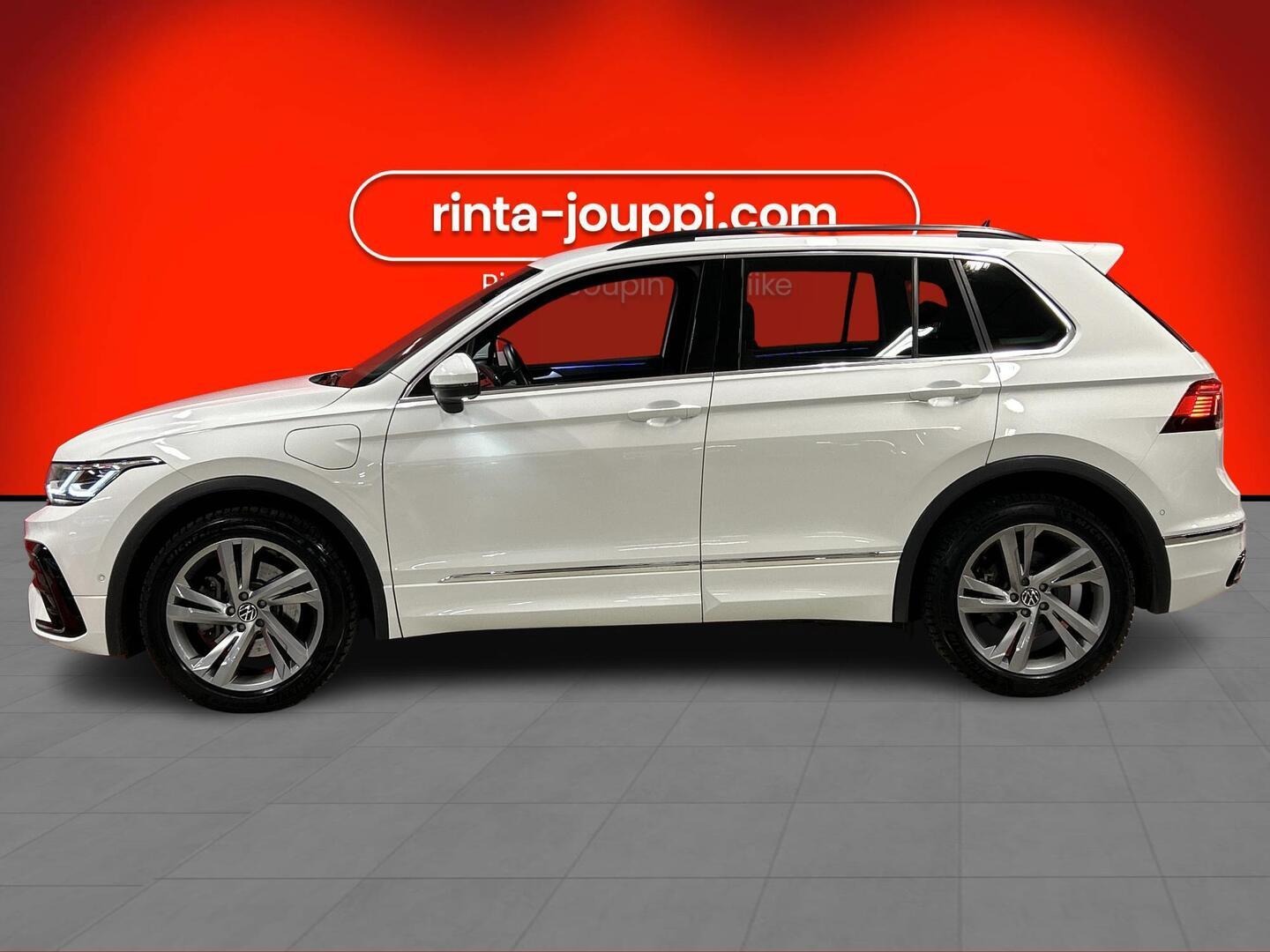 VOLKSWAGEN Tiguan 2021