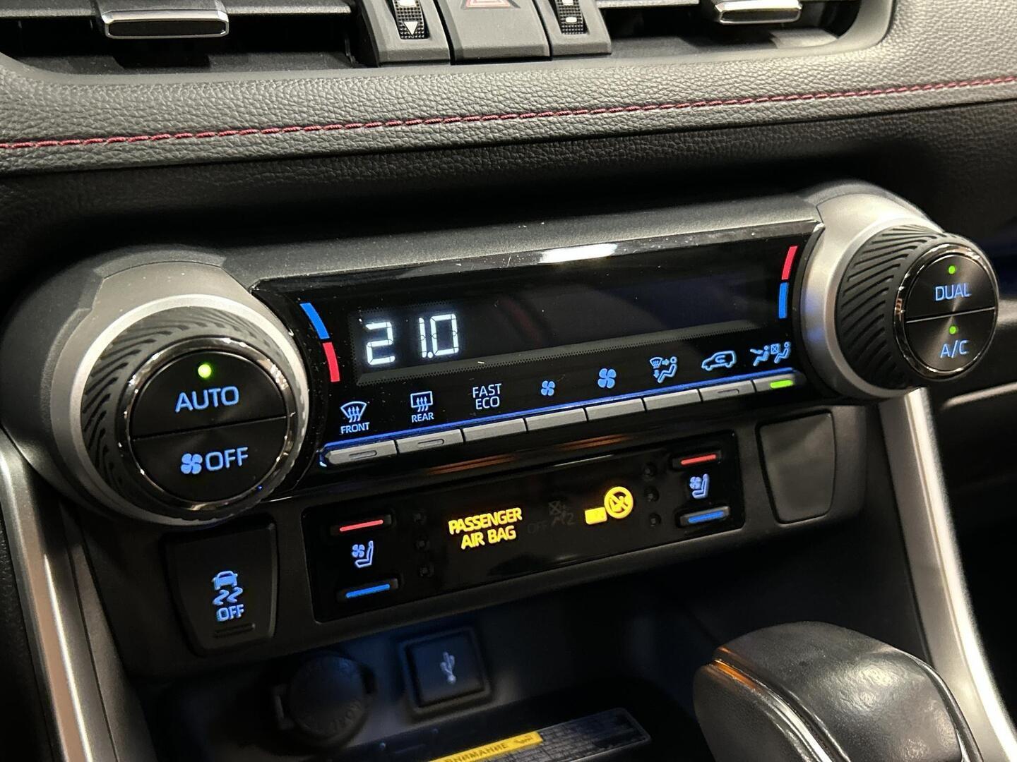 TOYOTA RAV4 PLUG-IN 2021