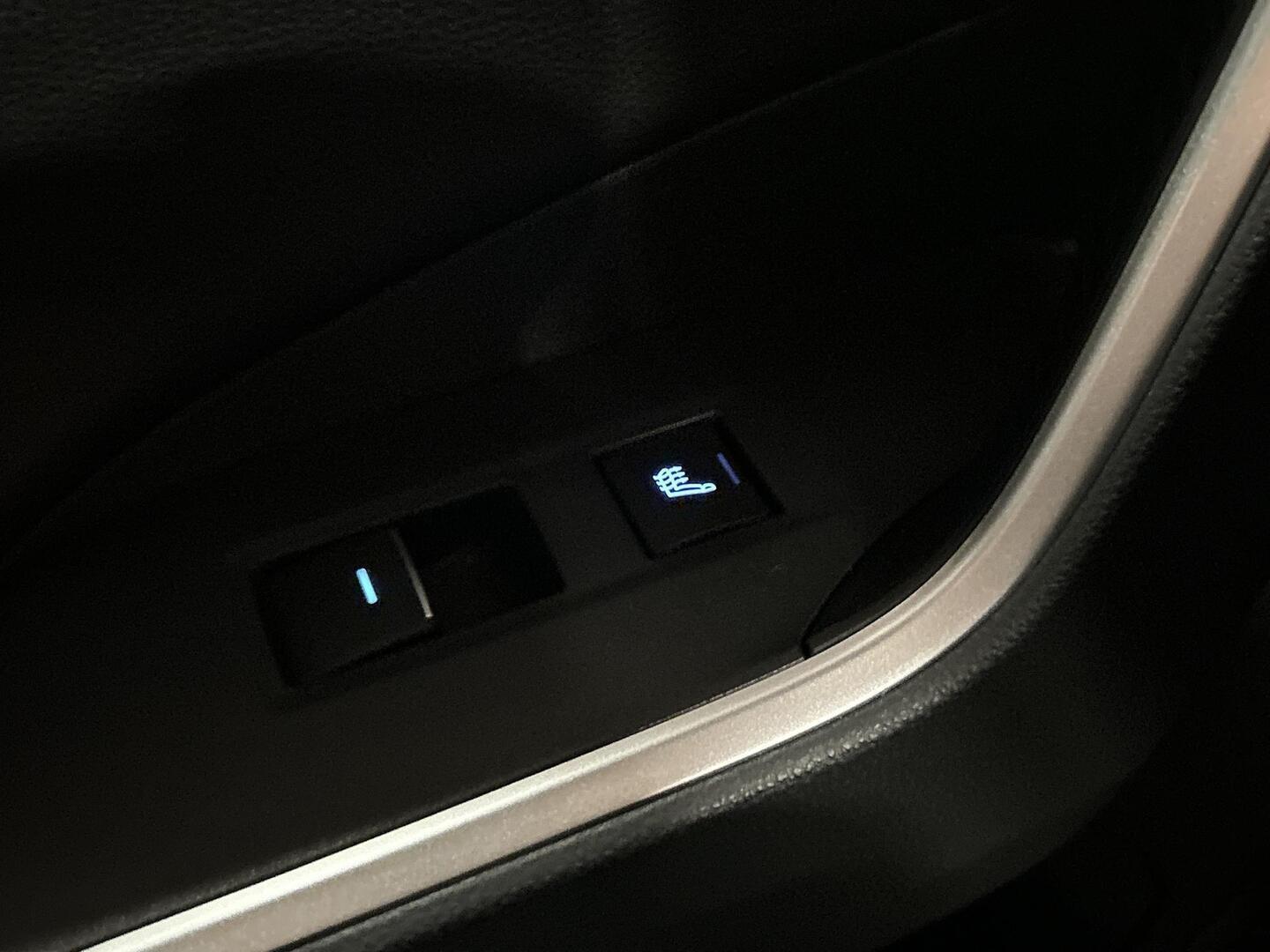 TOYOTA RAV4 PLUG-IN 2021