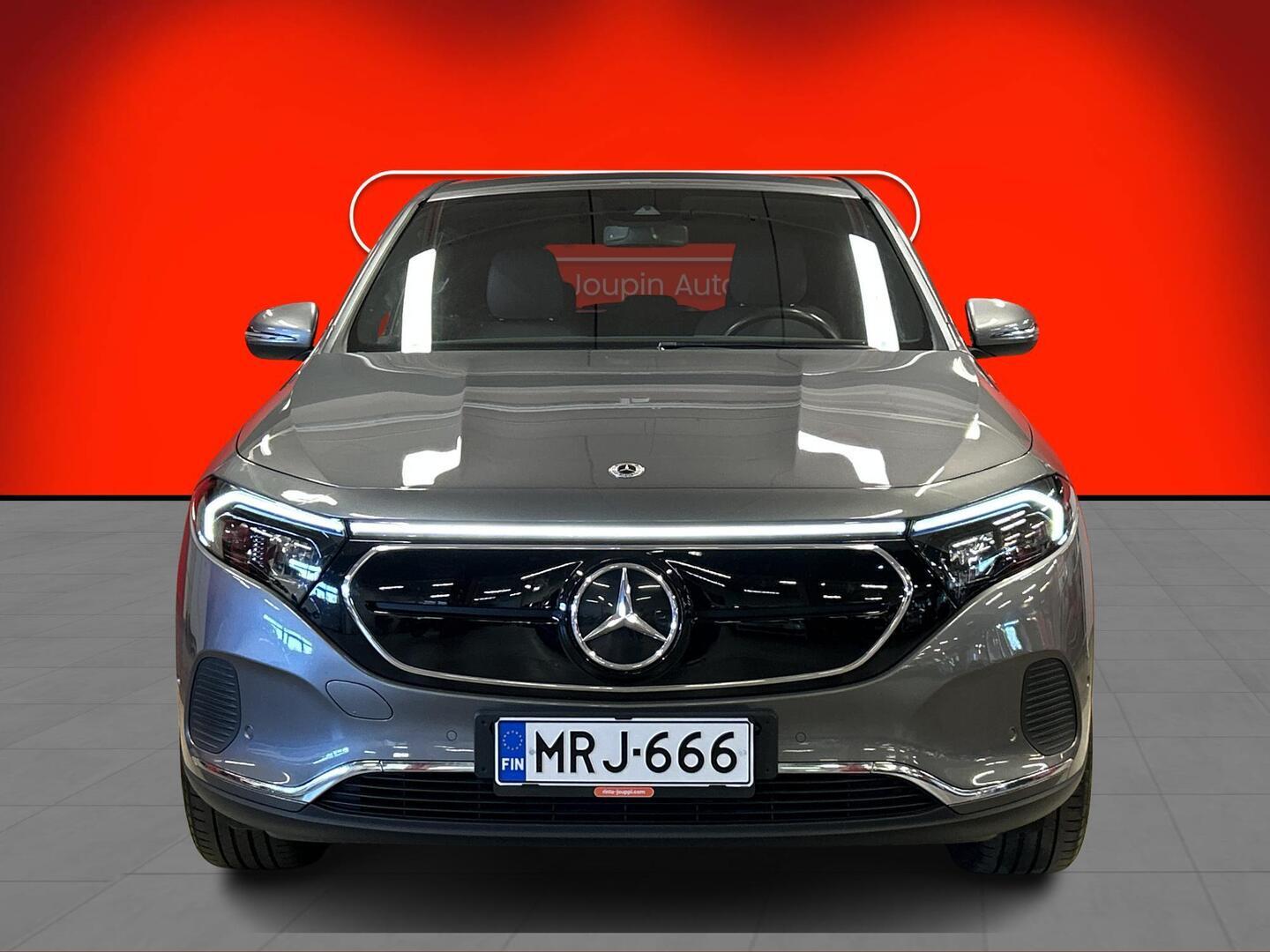 MERCEDES-BENZ EQA 2022