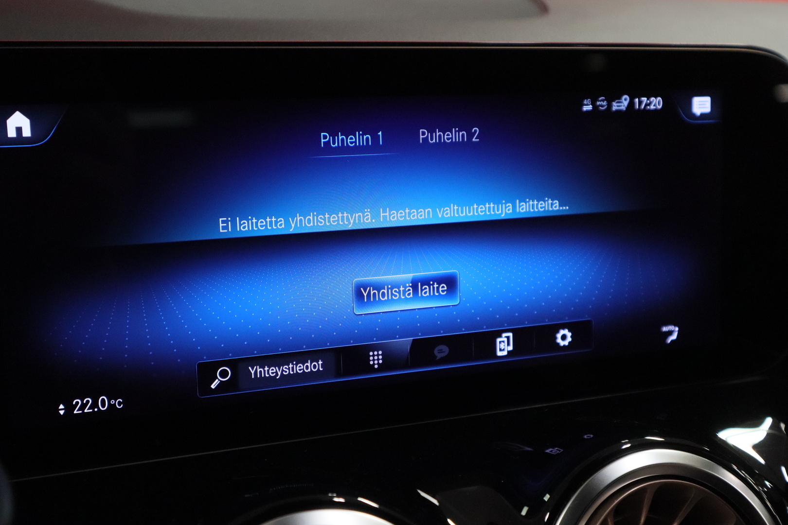 MERCEDES-BENZ EQA 2022