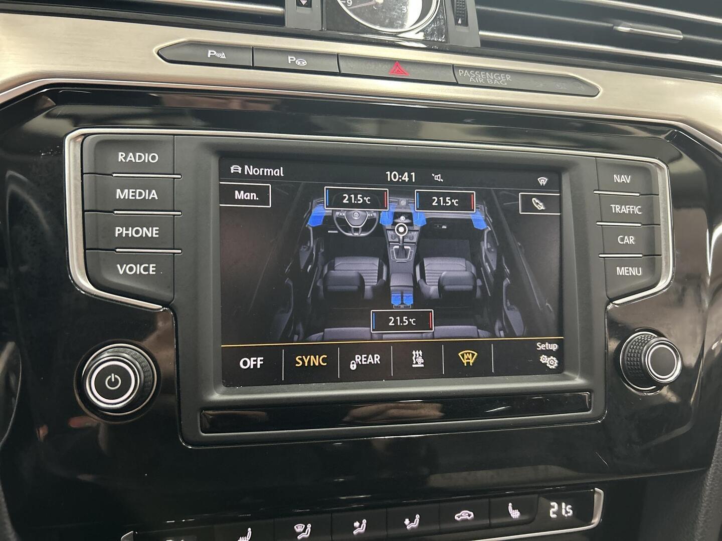 VOLKSWAGEN Passat 2016
