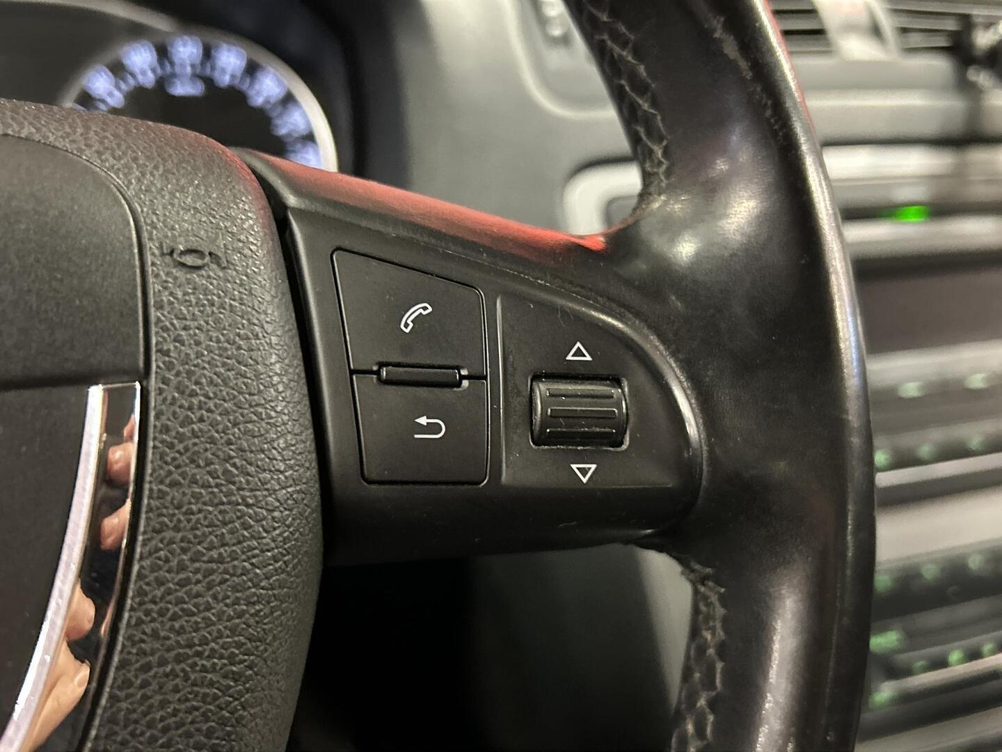 SKODA Octavia 2012