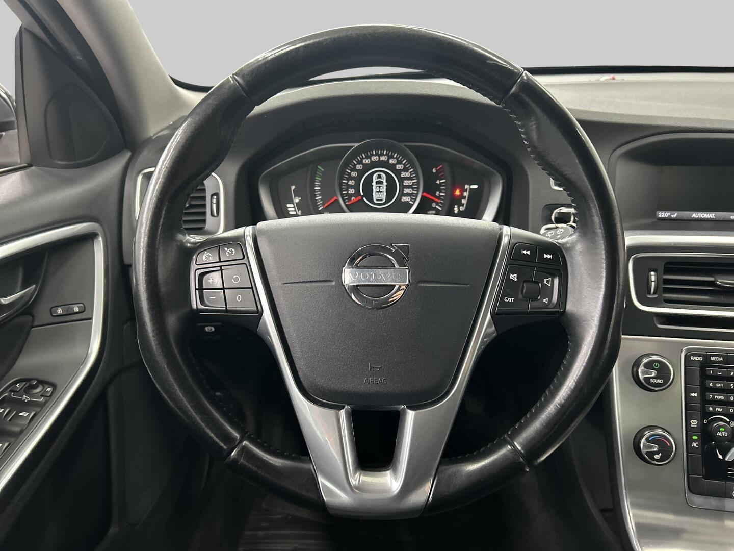VOLVO V60 2014