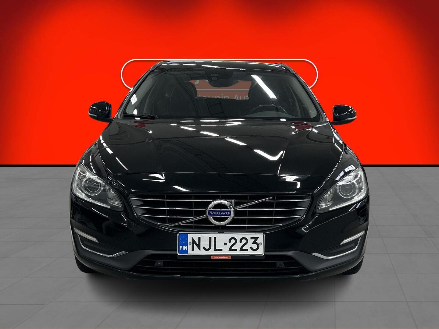 VOLVO V60 2014