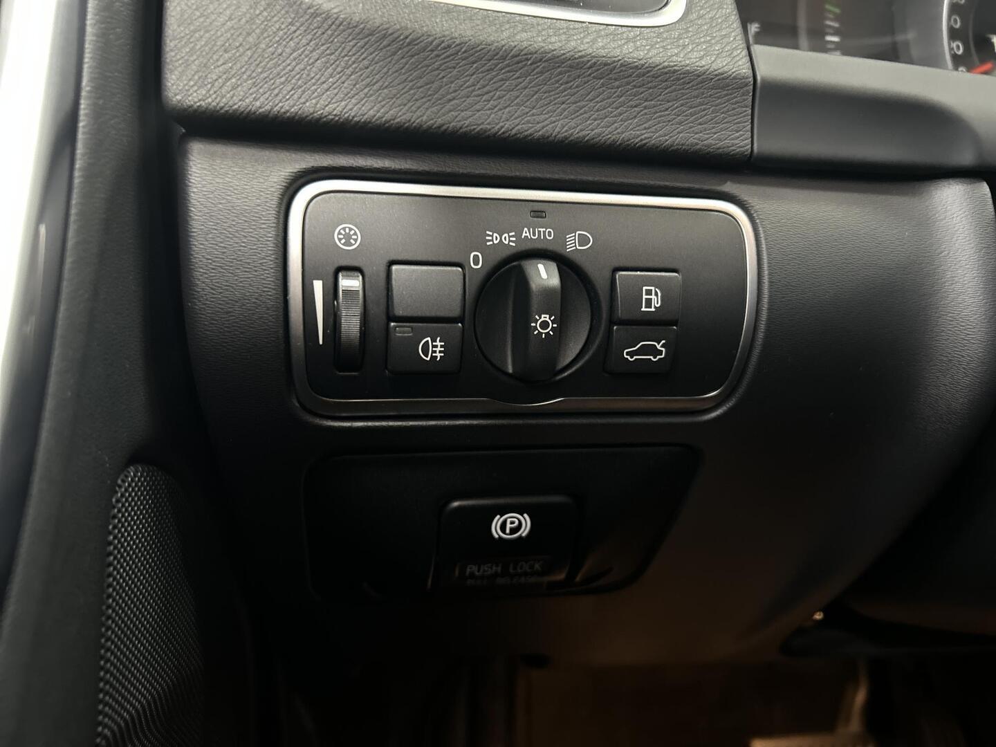 VOLVO V60 2014