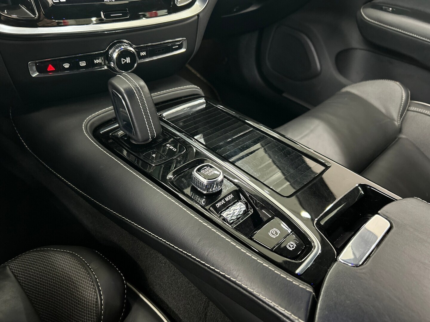 VOLVO S60 2020