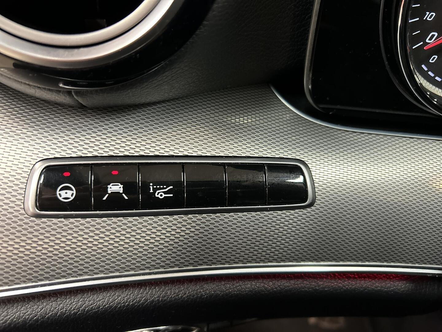 MERCEDES-BENZ E 2017