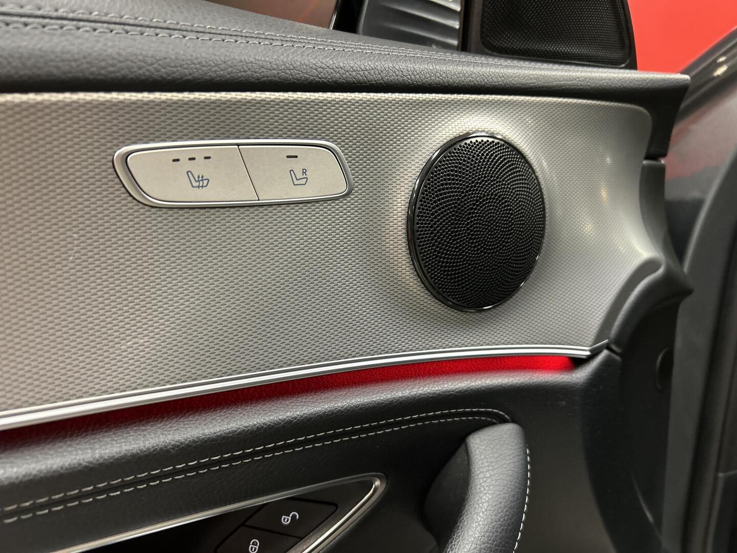 MERCEDES-BENZ E 2017